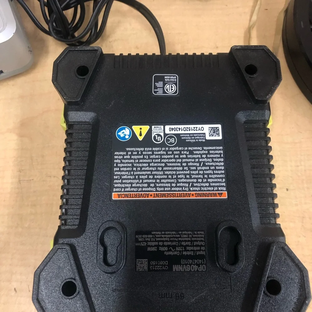 RYOBI OP406A 40-Volt Lithium-Ion Rapid Charger